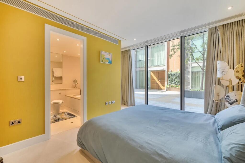 Apartment in London - View 5