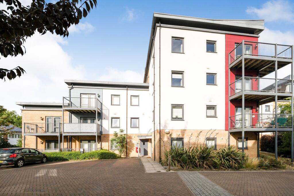 Main image of property: Shingly Place, London, E4