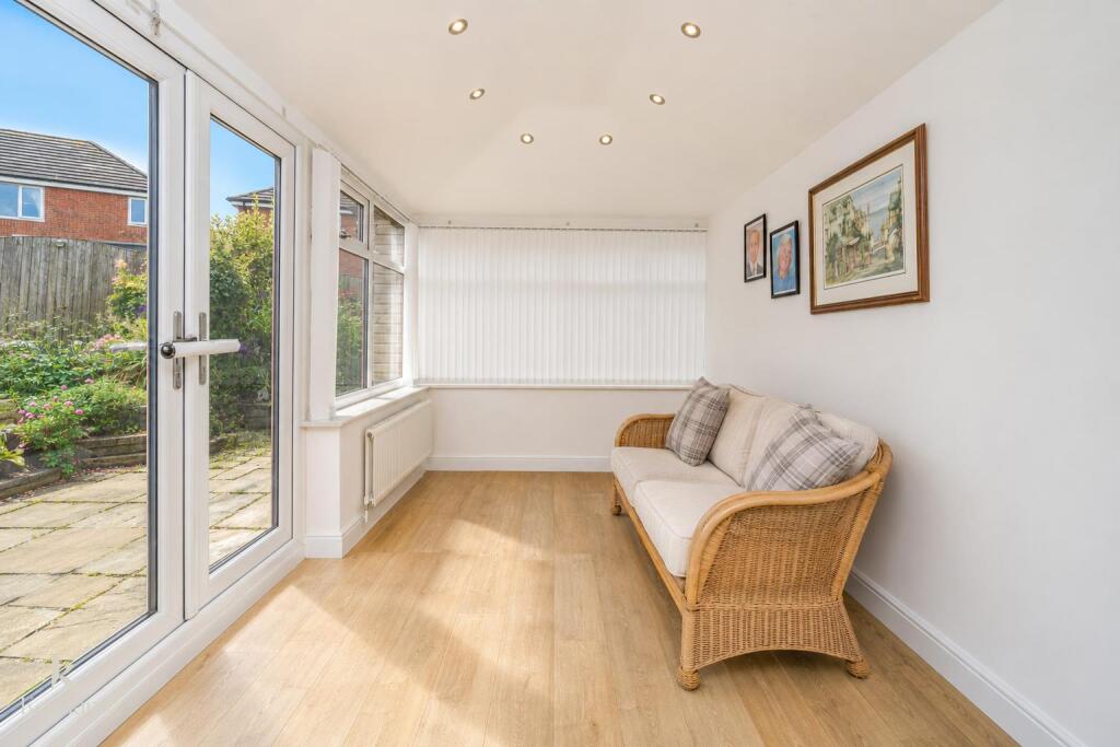 House in Guide, Shadsworth - View 5