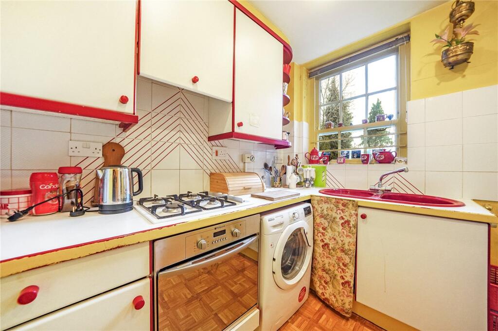 Apartment in London - View 6