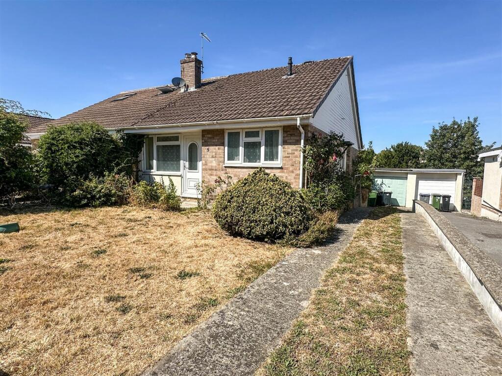 Main image of property: Park Road, Malmesbury