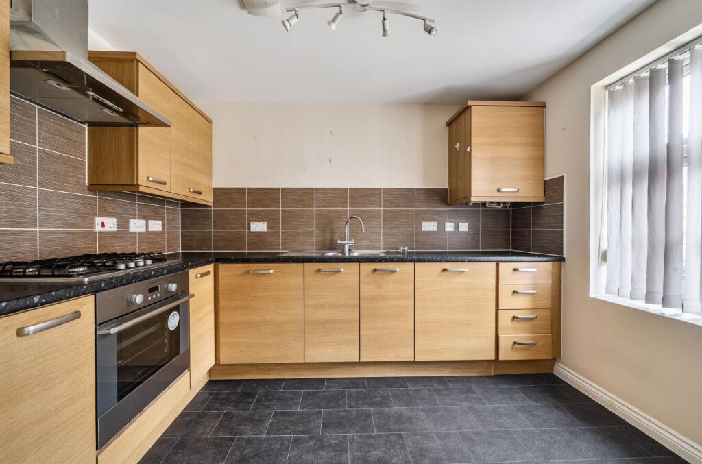 Hartlake Close, Glastonbury, BA6 photo 4