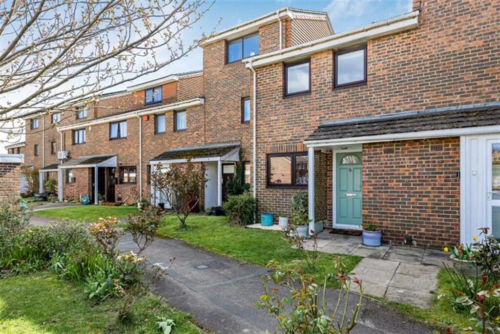Main image of property: St. Stephens Close, Caversham, Reading
