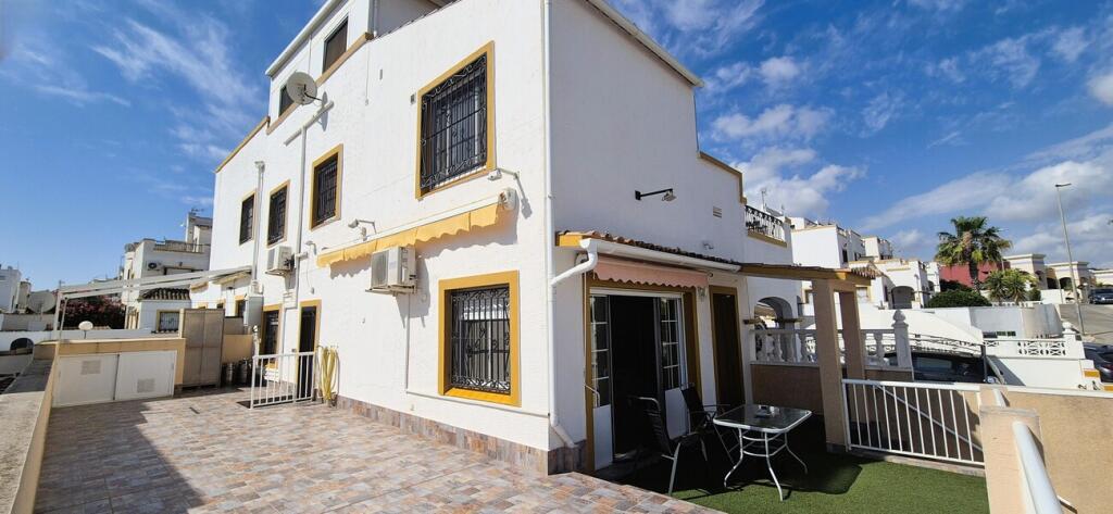 Main image of property: Valencia, Alicante, Torrevieja
