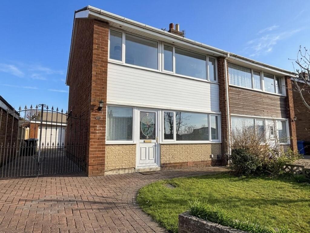 4-bed semi-detached on Poplar Avenue, Warton, £219,950