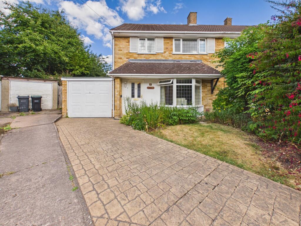 Main image of property: Mountford Drive, Four Oaks, Sutton Coldfield, B75