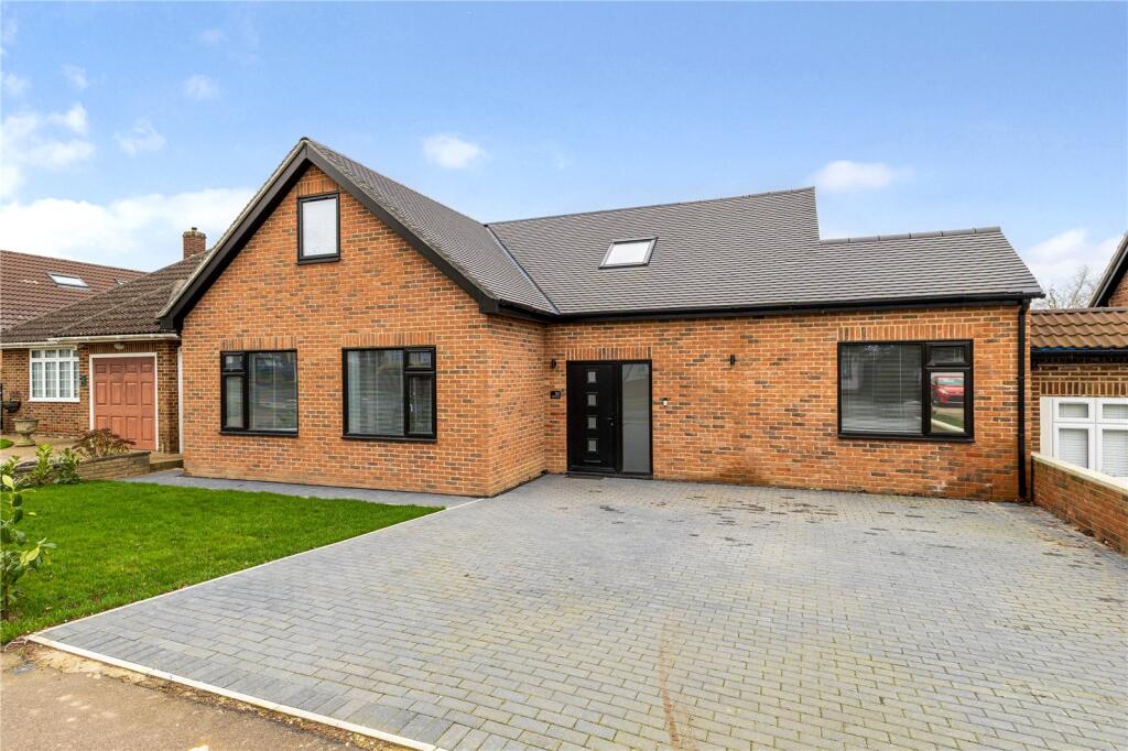 Main image of property: Robert Avenue, St. Albans, Hertfordshire, AL1