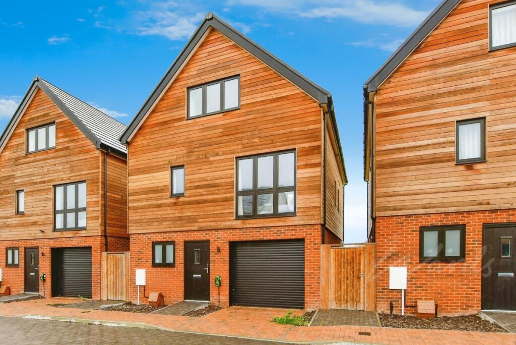 Main image of property: Prime View New Romney TN28