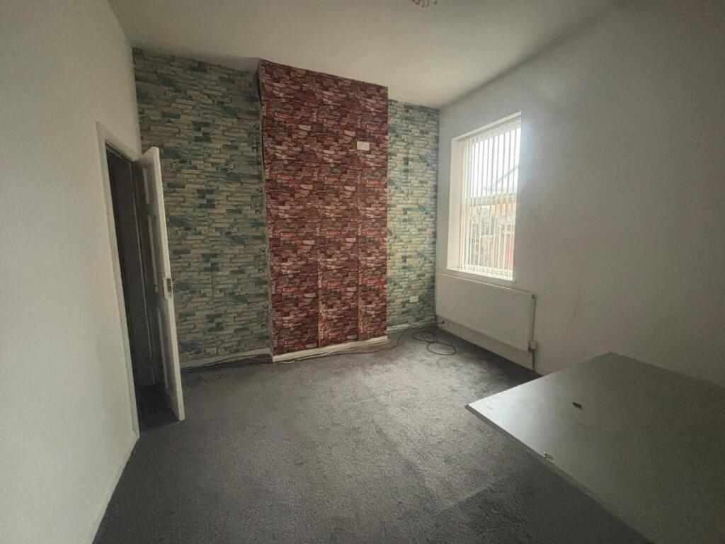 House in Birmingham, West Midlands - View 4