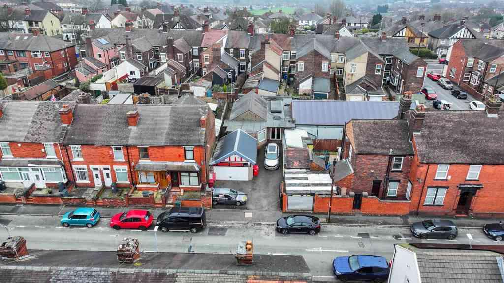 Main image of property: 72a Leonard Street, Stoke-on-Trent, ST6 1HH