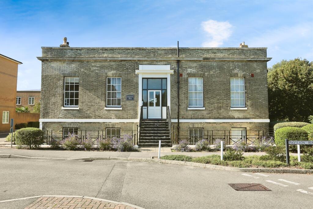 1-bed flat on Pavilion Way, Gosport, £105,000