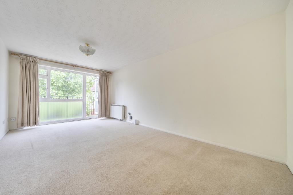 Apartment in Berkshire - View 2