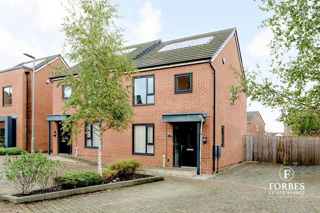 Main image of property: 7 Siskin Road, Cottam, Preston, PR4