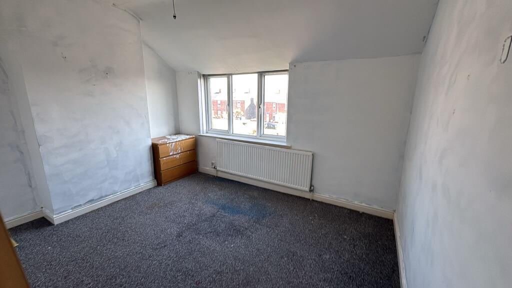 House in Sutton-in-Ashfield, Eastfield Side, Dalestorth - View 6