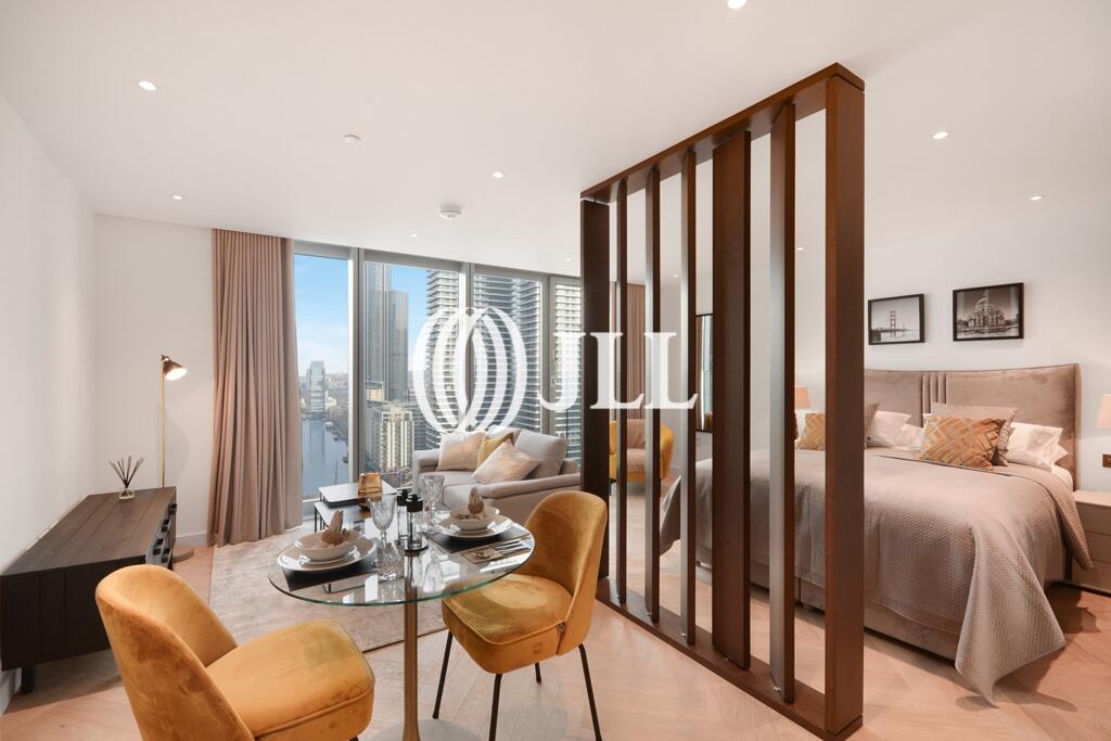 Studio apartment on Marsh Wall London E14, £485,000