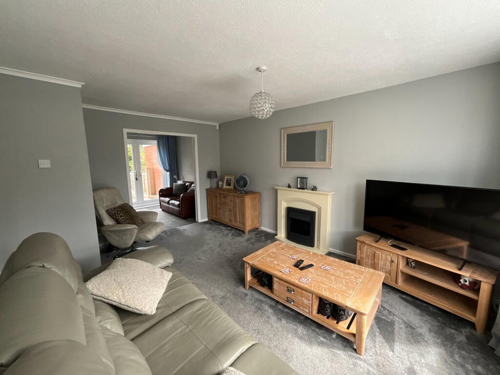 House in Dudley, West Midlands - View 3