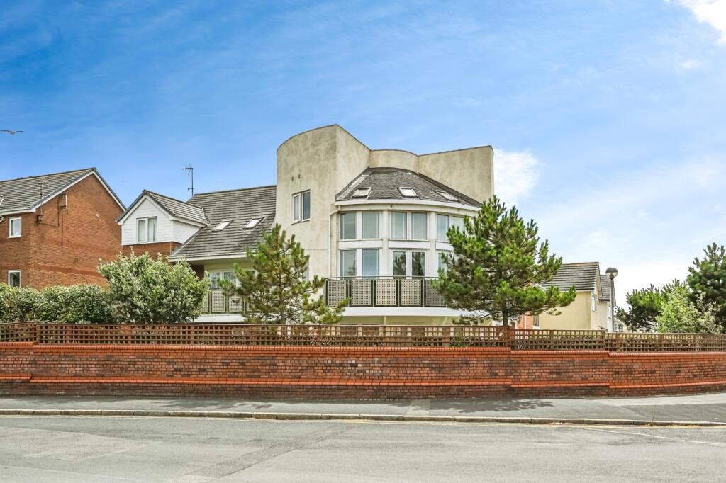 Main image of property: The Lawns, 32 Burbo Bank Road South, Blundellsands, Merseyside, L23