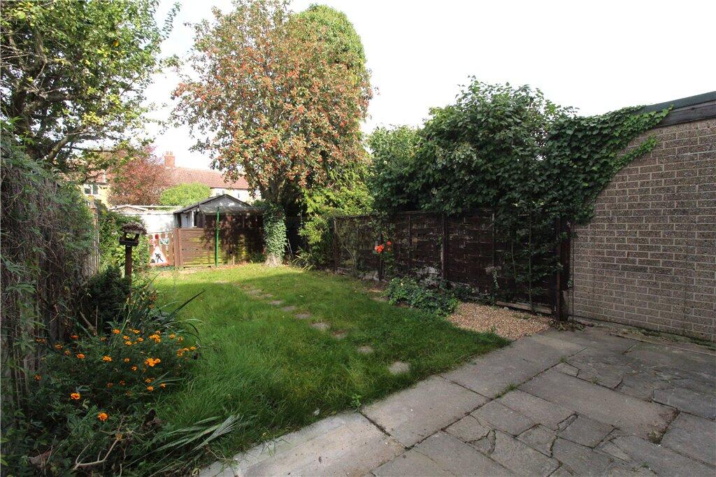 House in Harrow - View 5