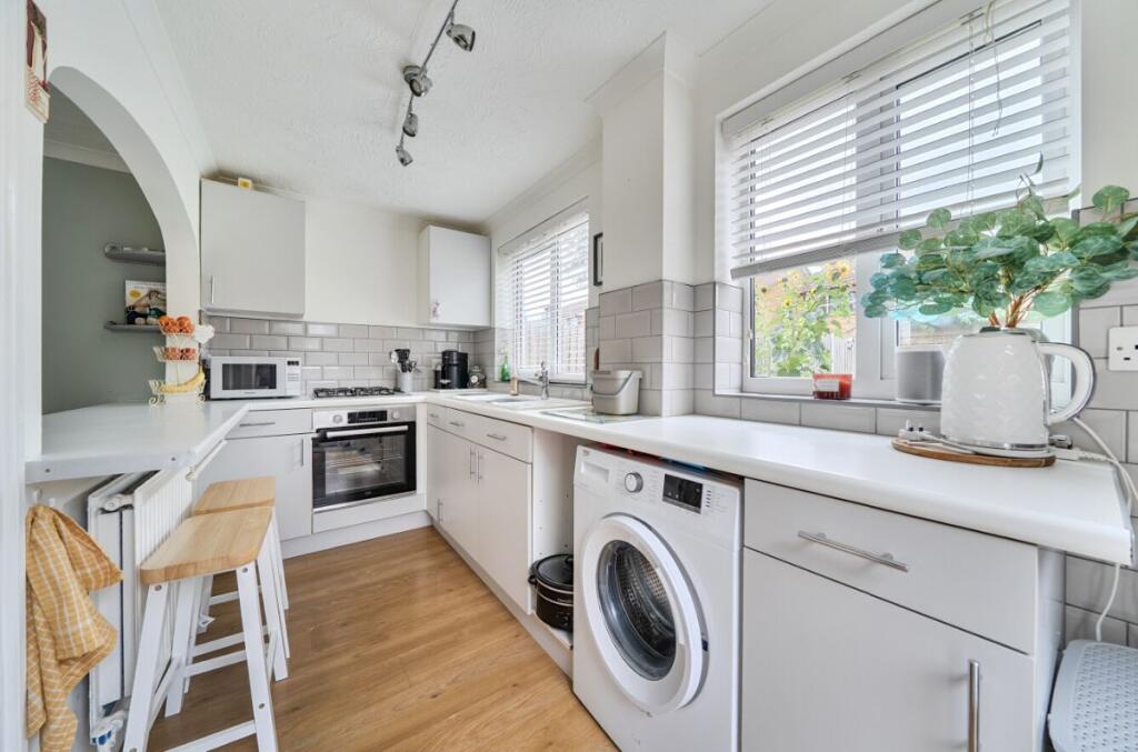 House in Kempston, Bedford - More