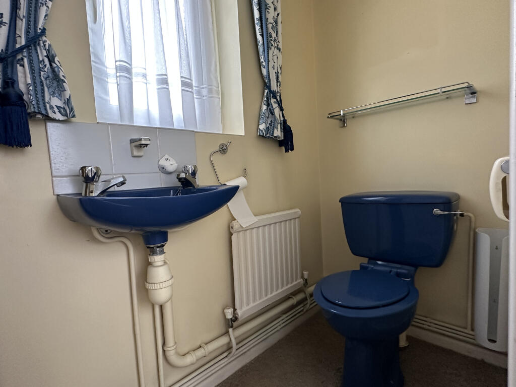 Buckingham Drive, Ely, Cambridgeshire photo 5