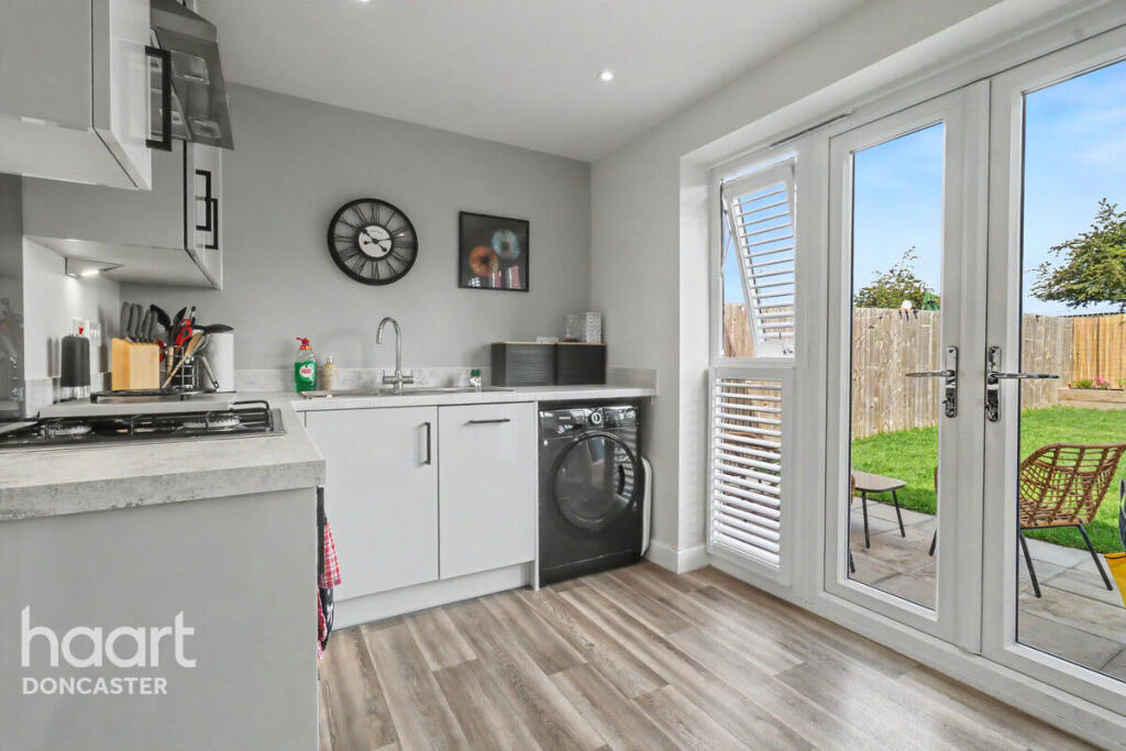 Mirabelle Way, Harworth, Doncaster photo 2