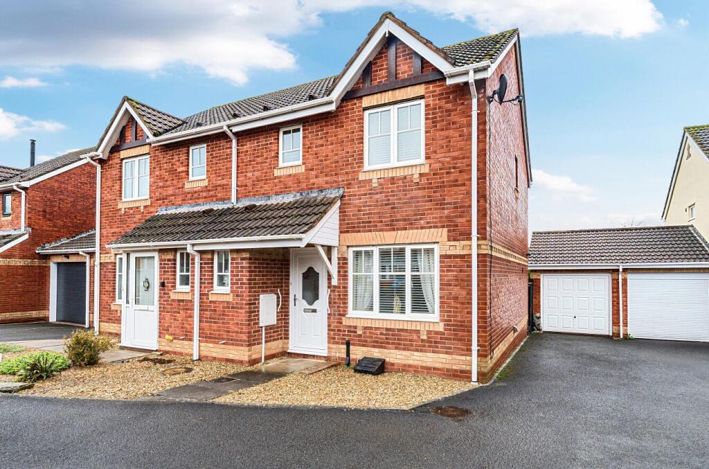 Main image of property: Larks Rise, Cullompton, Devon