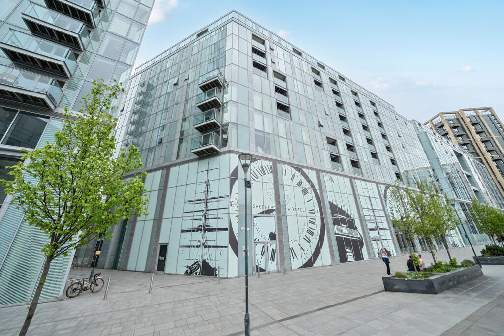 Main image of property: Dancers Way, London