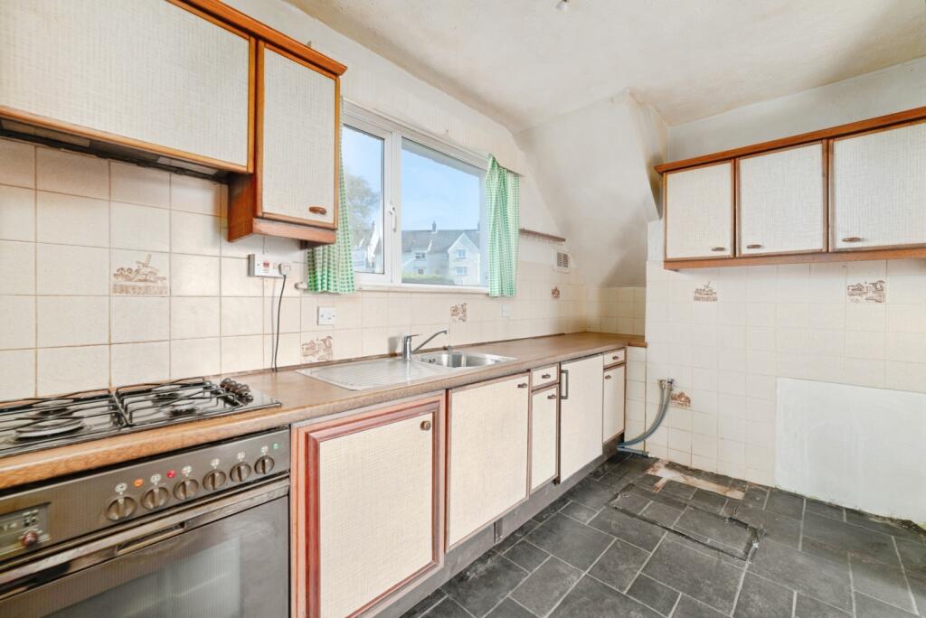 The Glebe, Tenby, Pembrokeshire, SA70 photo 2