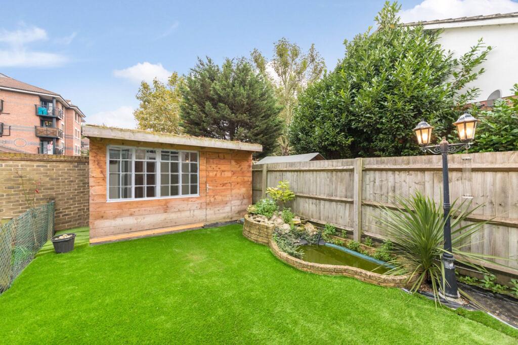 House in London - View 2
