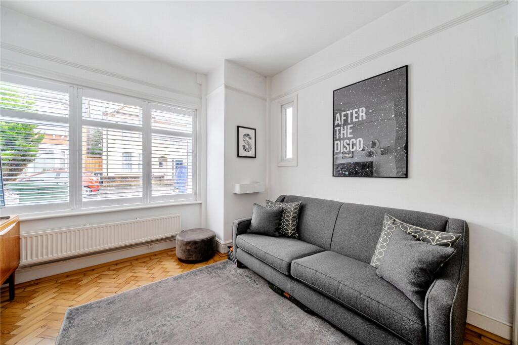 Knighton Park Road, Sydenham, London, SE26 photo 4