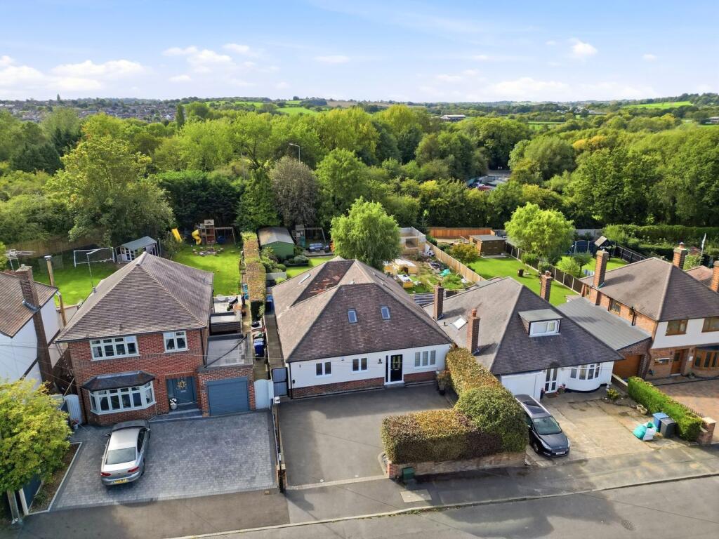 Main image of property: Kniveton Park, Ilkeston, DE7