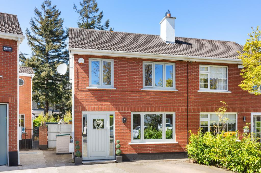 Main image of property: 7 Scholarstown Park, Rathfarnham, Dublin 16, D16DA32
