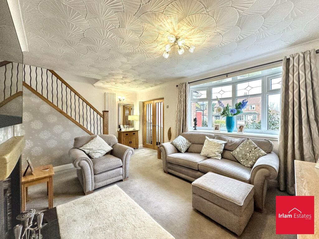 50, Rose Avenue photo 4