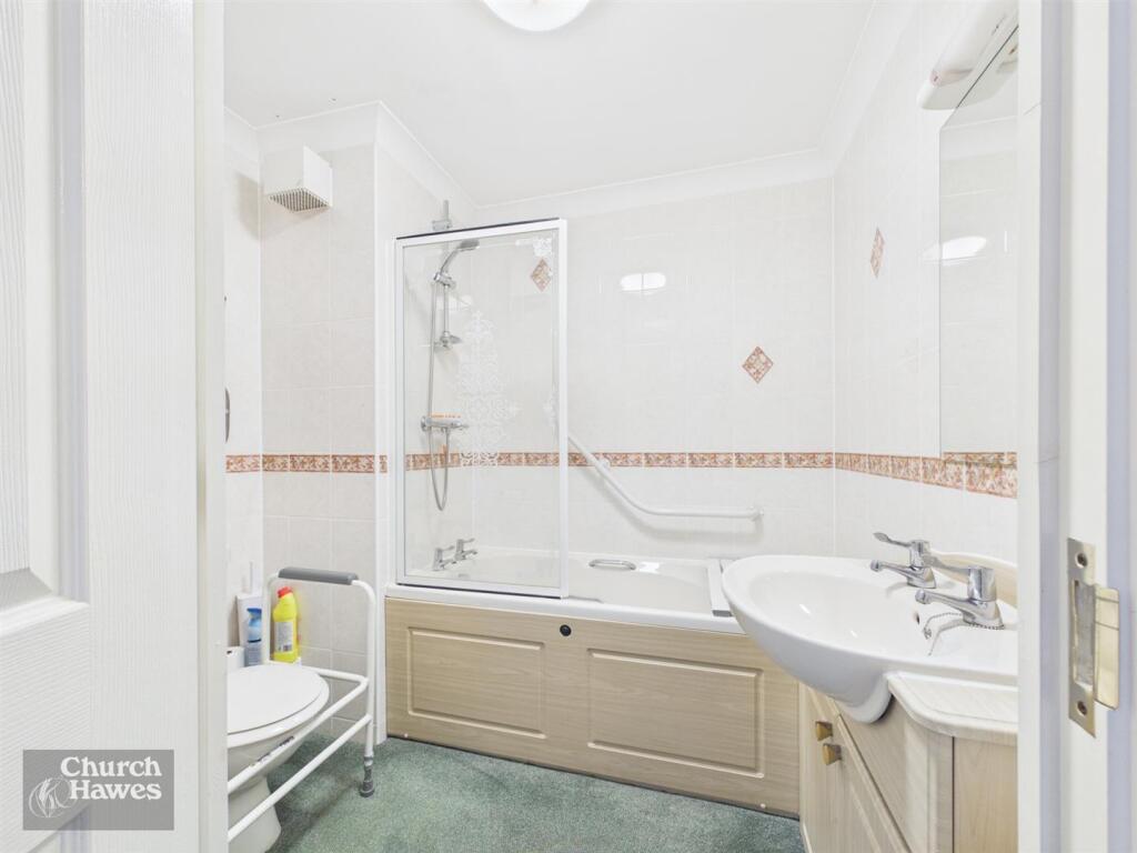 Apartment in Maldon - More