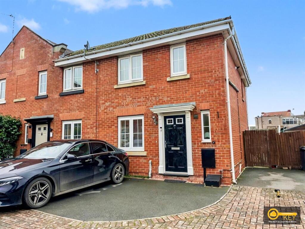 Main image of property: The Leys, Bedworth