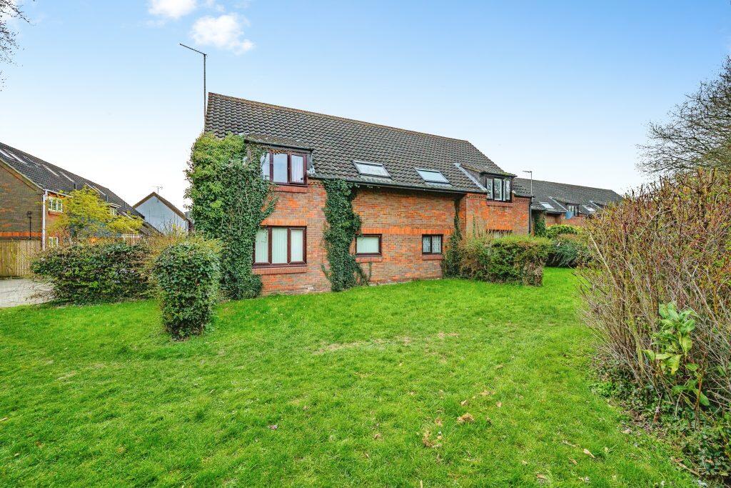 Additional image 7 of Blueberry Close, St Albans, AL3 6NH