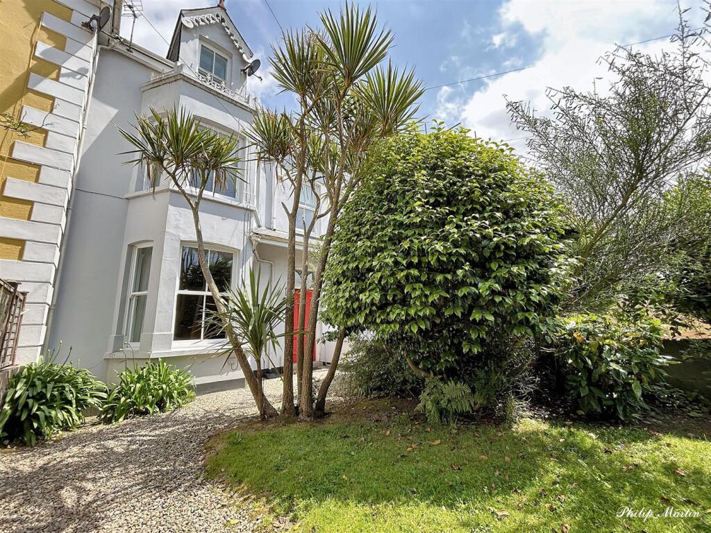 5-bed house on Treyew Road, Truro, £550,000