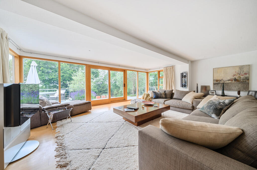 House in Winchester, Wickham - View 5