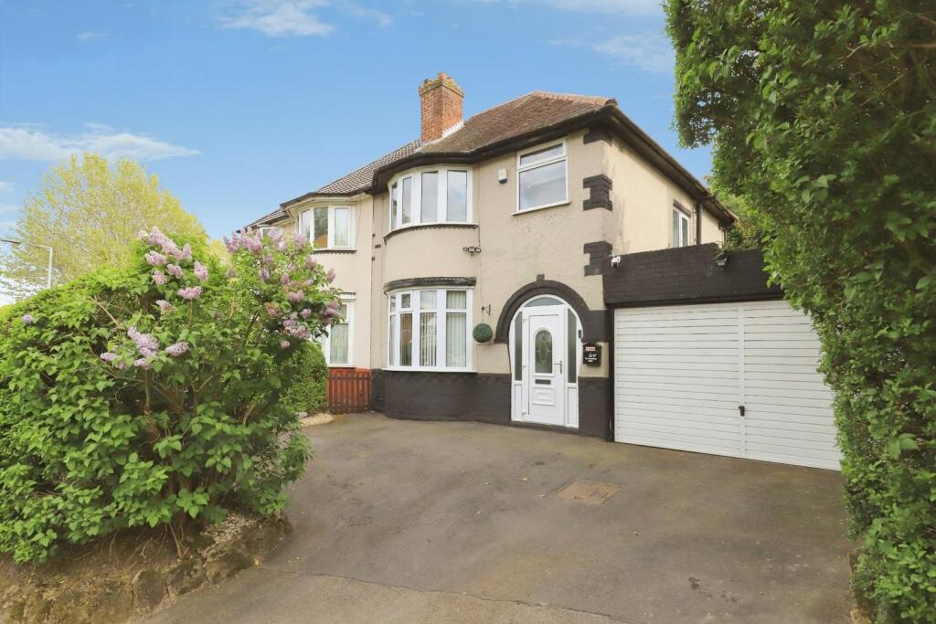 Main image of property: The Broadway, Dudley