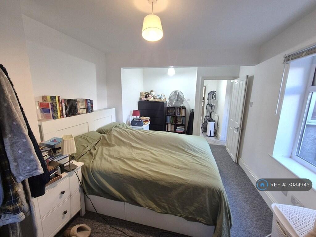 Apartment in Bristol, Paintworks, St Philip's Marsh - More