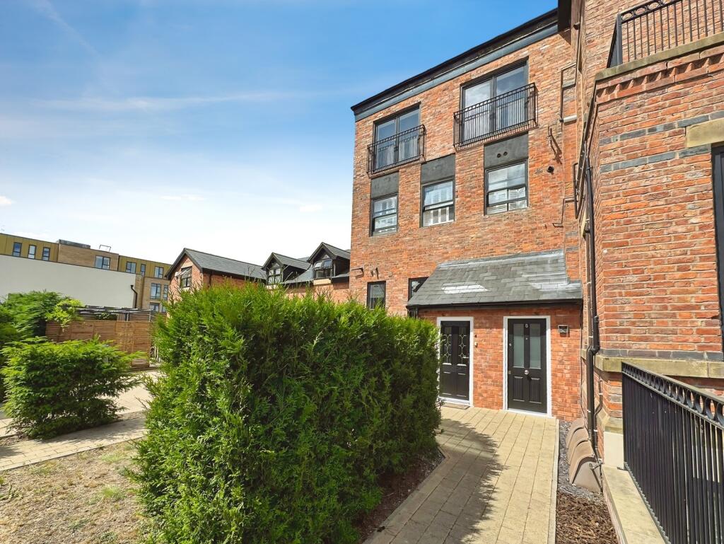 Main image of property: Barlow Moor Road, Didsbury, Manchester, M20