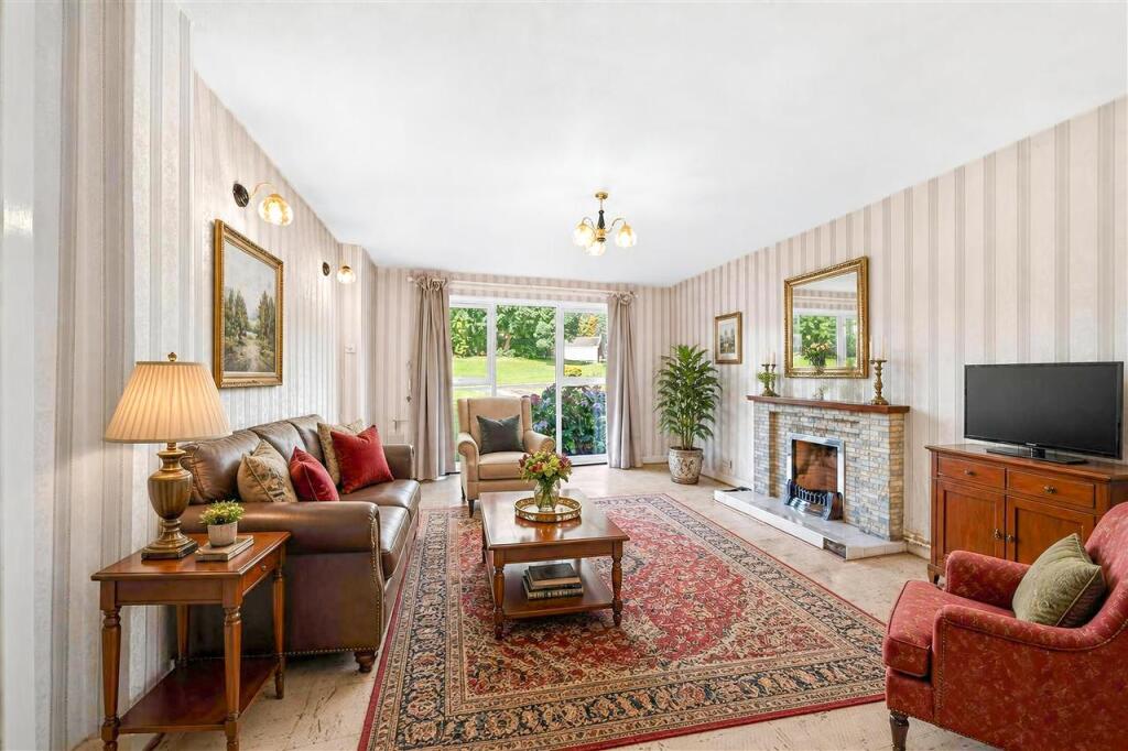 House in Edinburgh, West Lothian - View 3