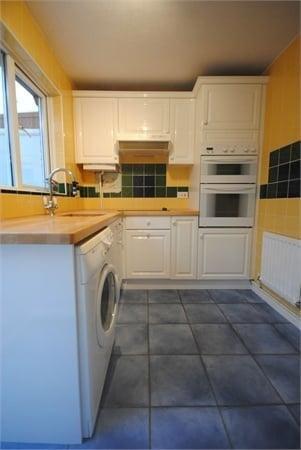 House in Eastleigh, Hound - View 4