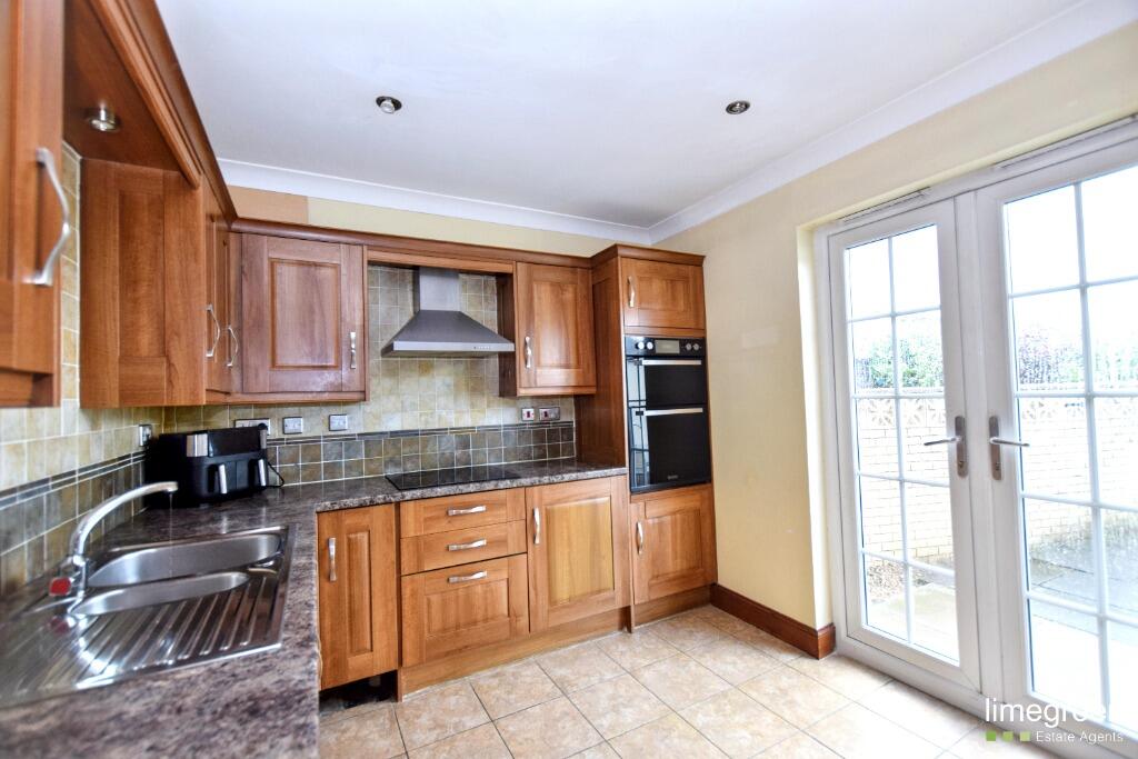 House in Kilmarnock, South Ayrshire - View 5