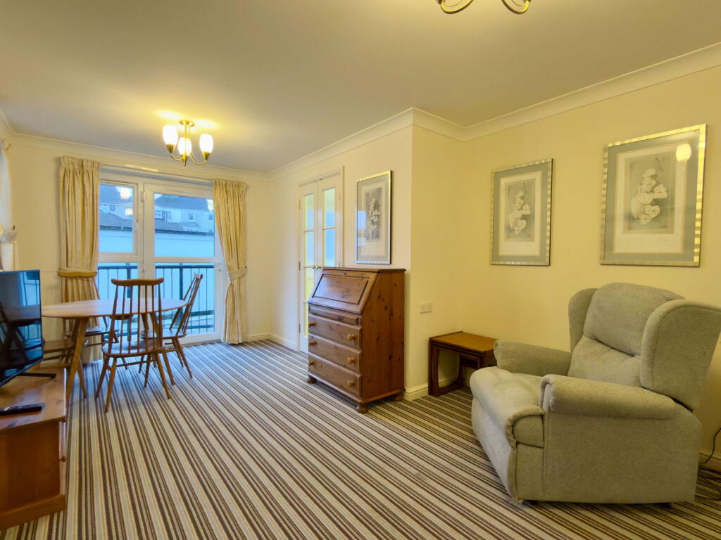 8, Olde Market Court, Wadebridge PL27 photo 3
