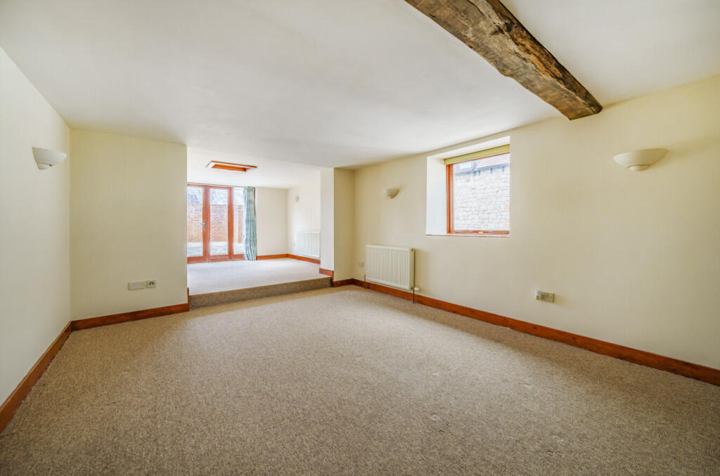 House in Yeovil, Queen Camel - View 4