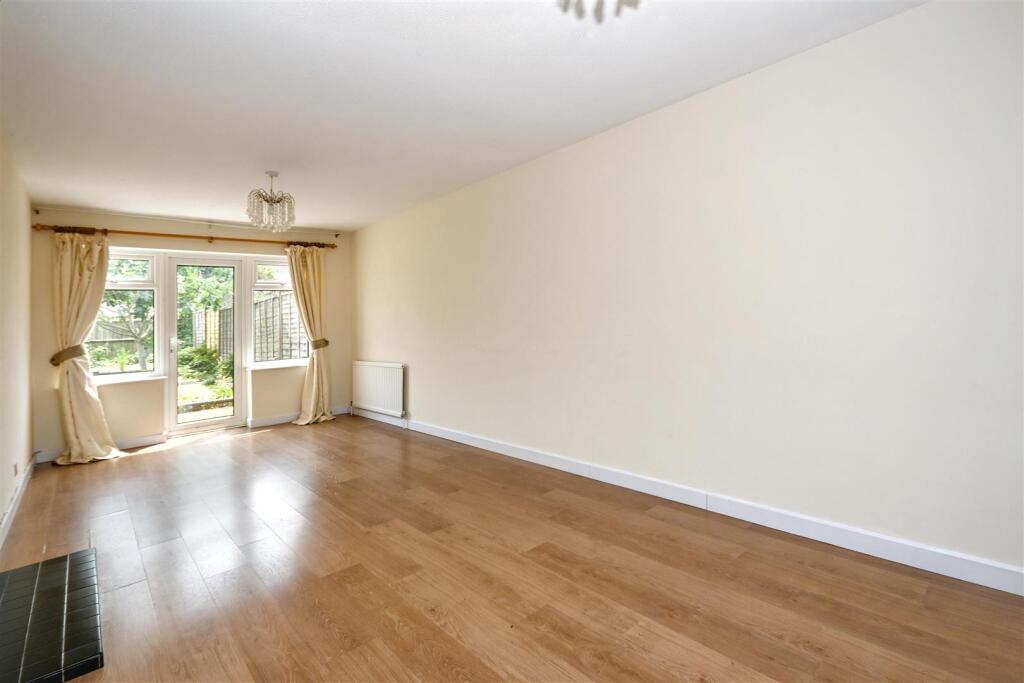 House in Eastbourne, Langney Point, St Anthony's Hill - More