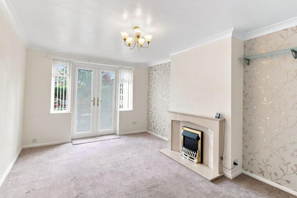 House in Leeds, Drighlington - More