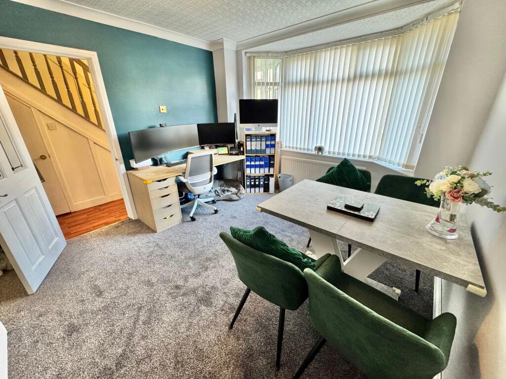 Brookdale Road, Nuneaton, CV10 photo 4