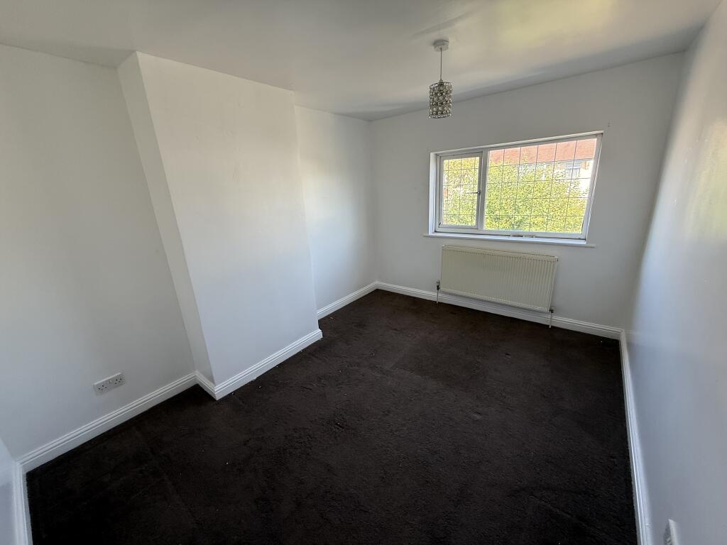 House in Wolverhampton, West Midlands - View 5